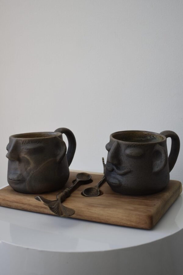 Face mug set with wooden tray and spoons