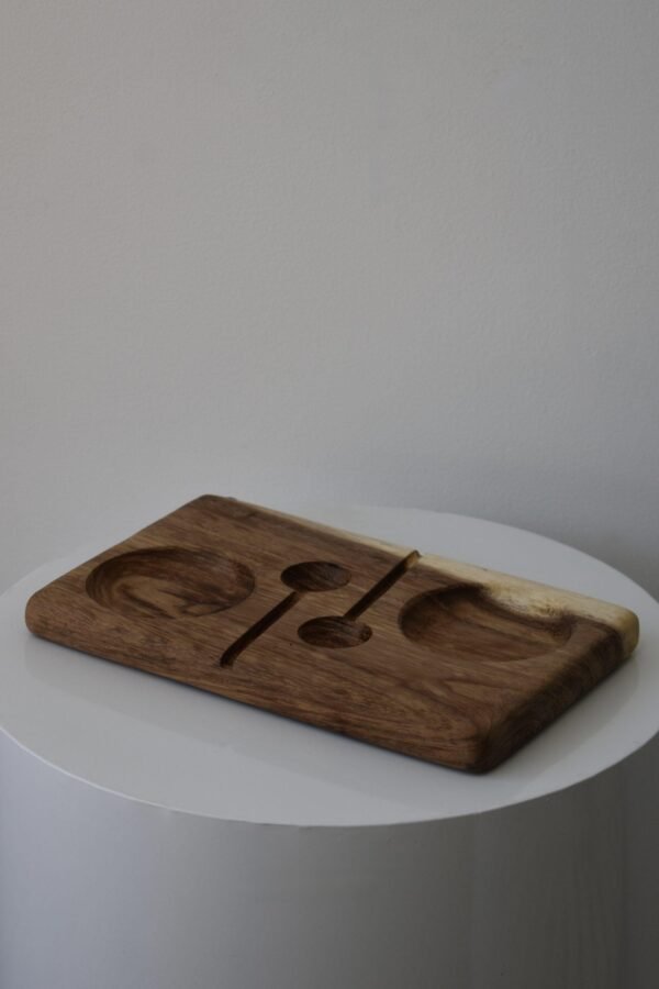 Face mug set with wooden tray and spoons