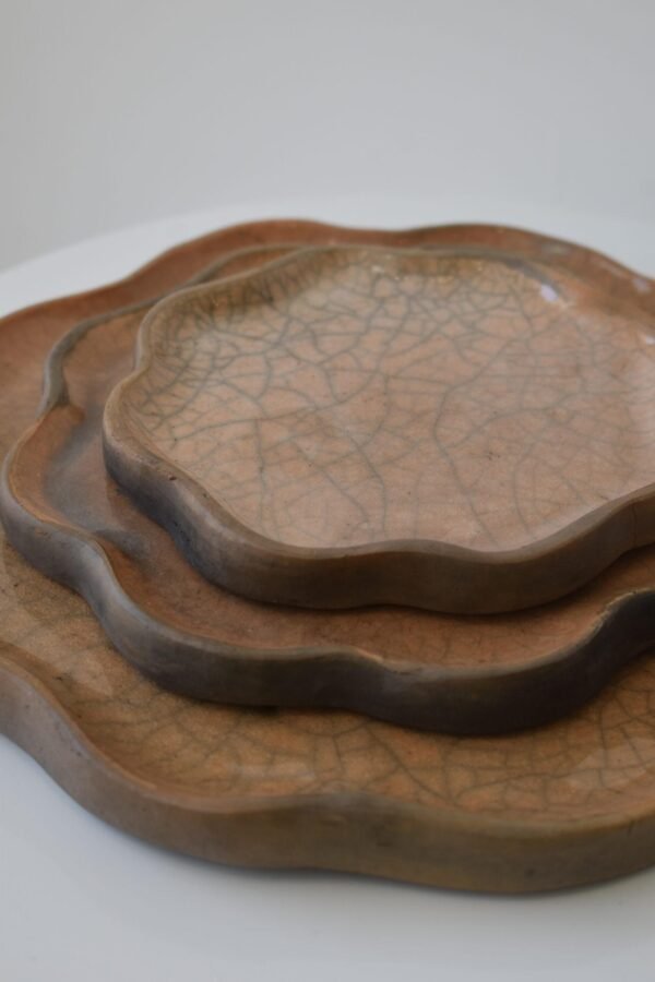 Organic Scalloped Edge