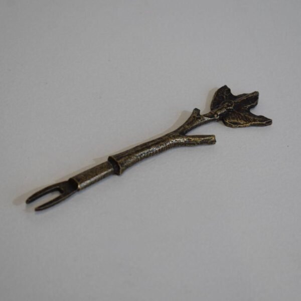 Branch appetizer pick