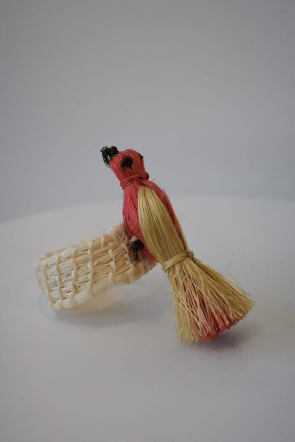 Napkin ring with natural fibers